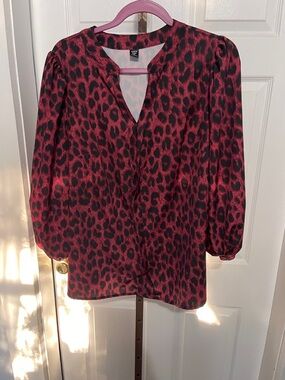 SHEIN Red and Black Leopard Print V-Neck Blouse